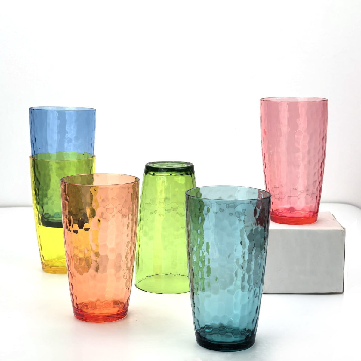 Yalilong 20-Ounce Plastic Tumbler Acrylic Drinking Glasses, Reusable Plastic Cups, Stackable, BPA-Free, Shatter Proof, Dishwa